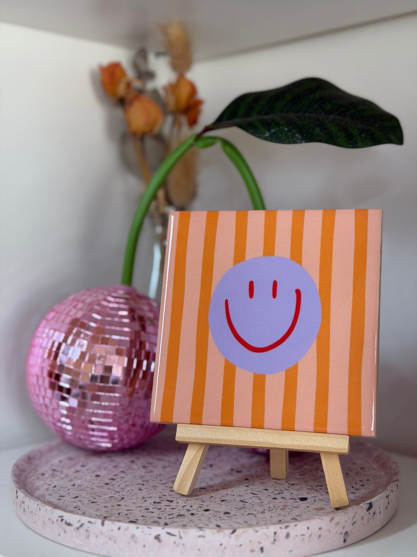 Tegel Smiley