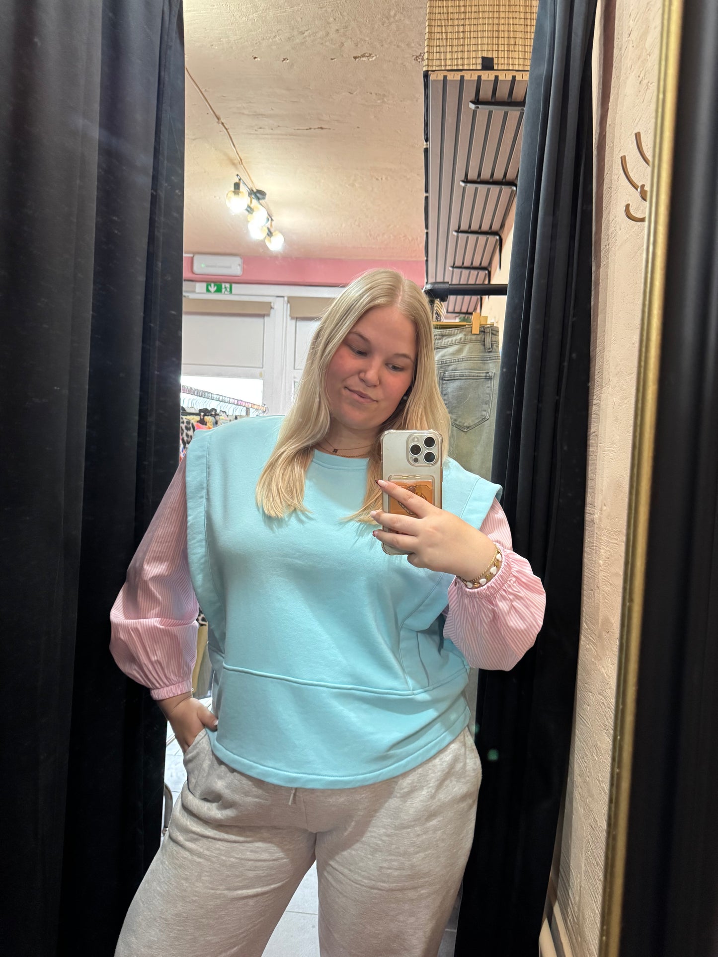 Happy Layers Trui