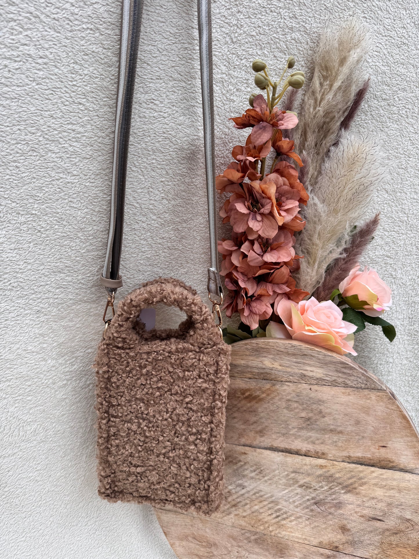 Teddy telefoontasje